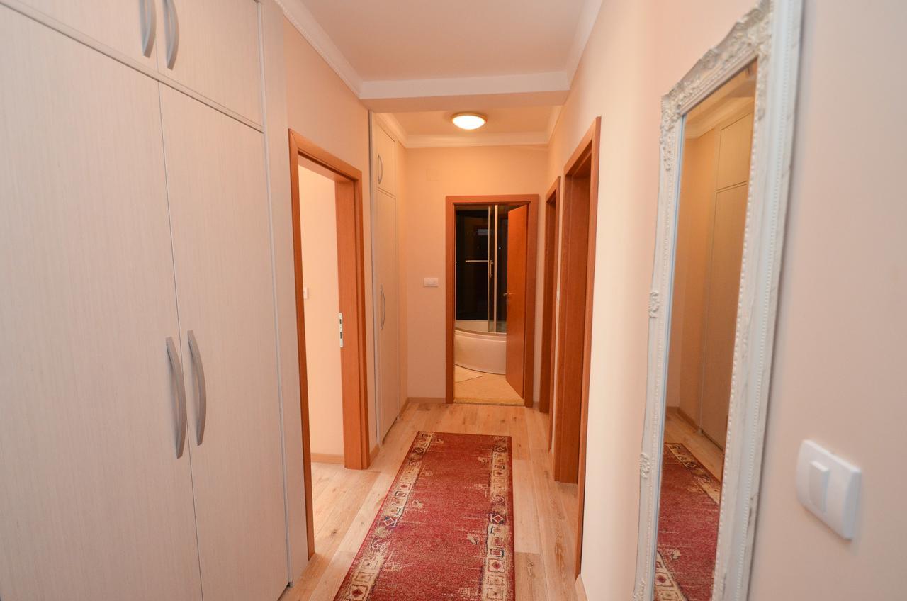 Central Apartment Kotor Exteriör bild