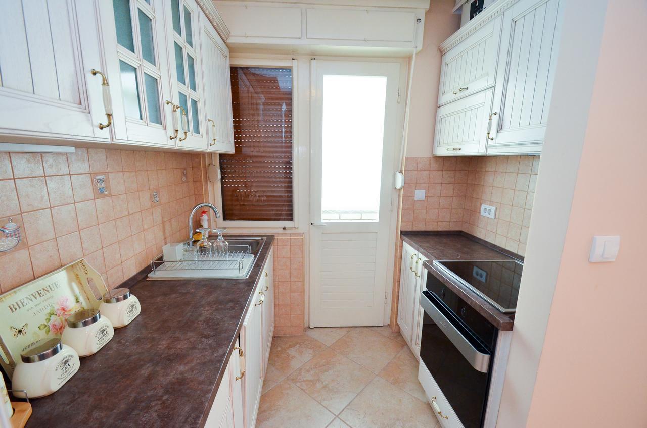 Central Apartment Kotor Exteriör bild